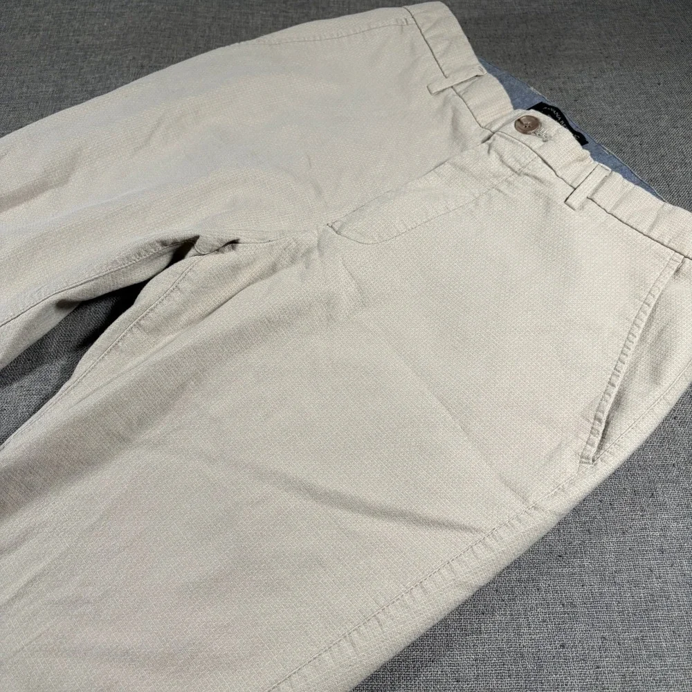Banana Republic Kentfield Pant Men 33x32 Beige Micro Texture Cotton Chinos